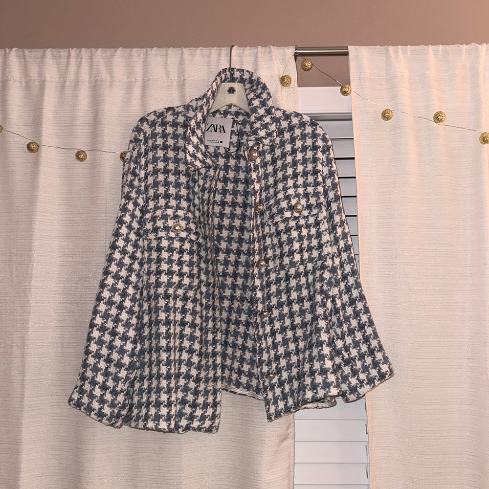 Periwinkle blue “houndstooth” pattern button up shirt jacket size XL
